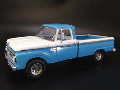 MÖBIUS 1/25 1966 Ford F-100 Custom Cab 4x4 Pickup -Best Toy Discount Store MOE1236 2