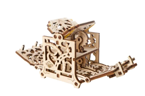 UGears Games Dice Keeper -Best Toy Discount Store UTG0052